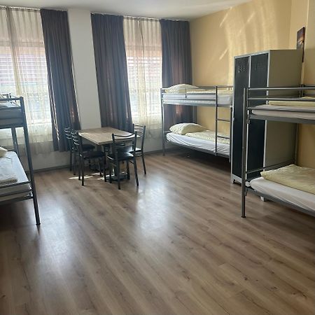 Low Budget Hostel มิวนิก ภายนอก รูปภาพ