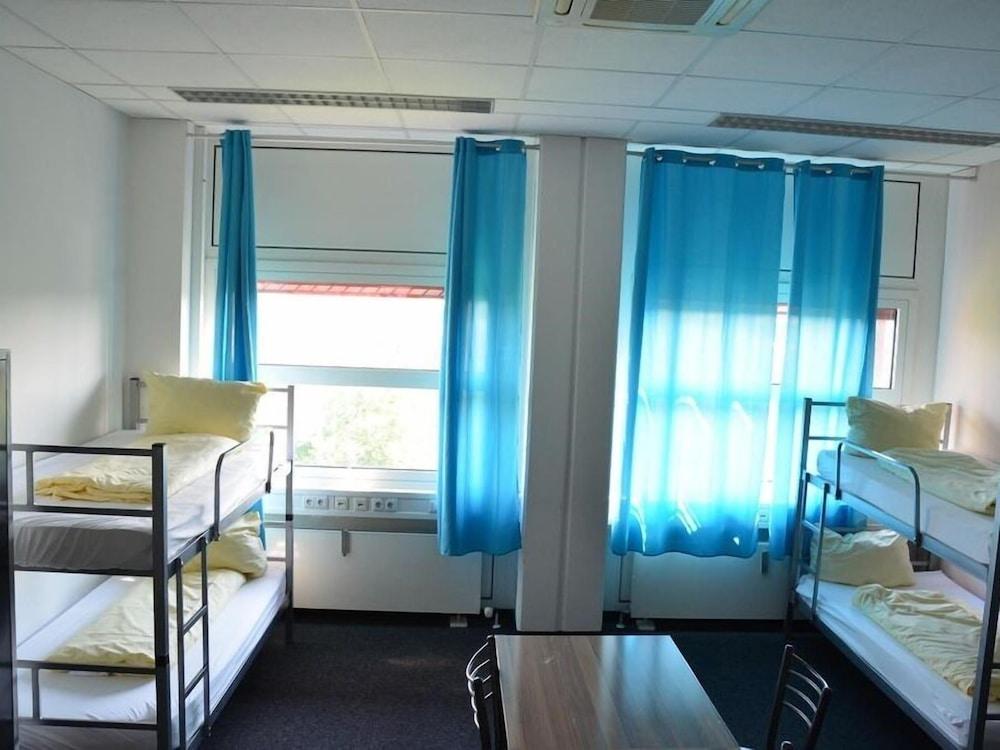 Low Budget Hostel มิวนิก ภายนอก รูปภาพ