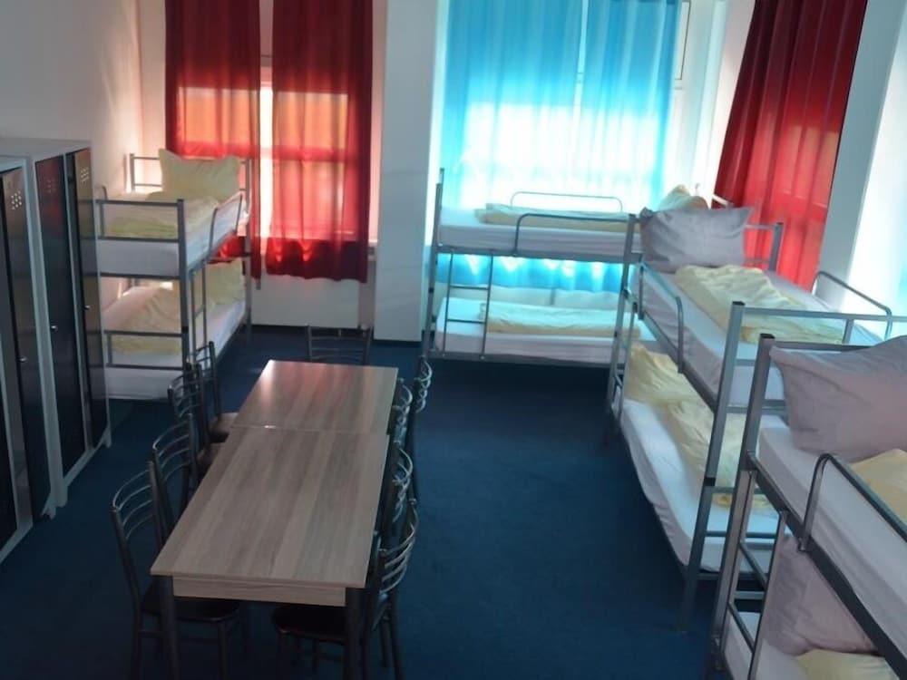 Low Budget Hostel มิวนิก ภายนอก รูปภาพ