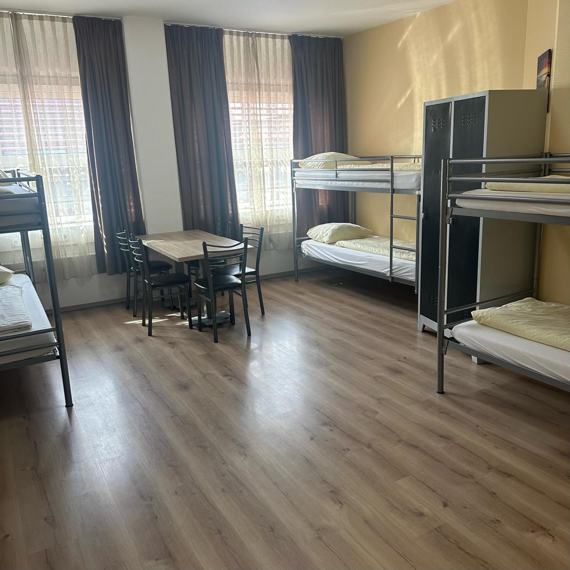 Low Budget Hostel มิวนิก ภายนอก รูปภาพ